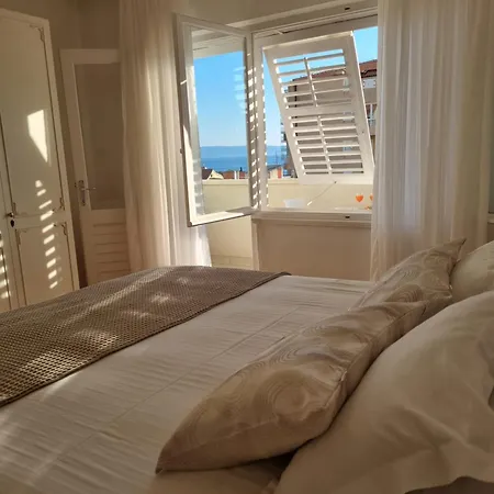 Apartments Ema Near Beach Makarska Zimmer foto