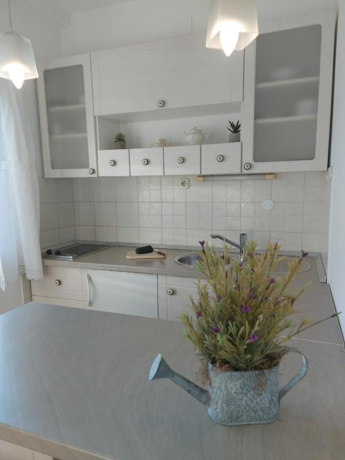 Apartment Ema Near Beach