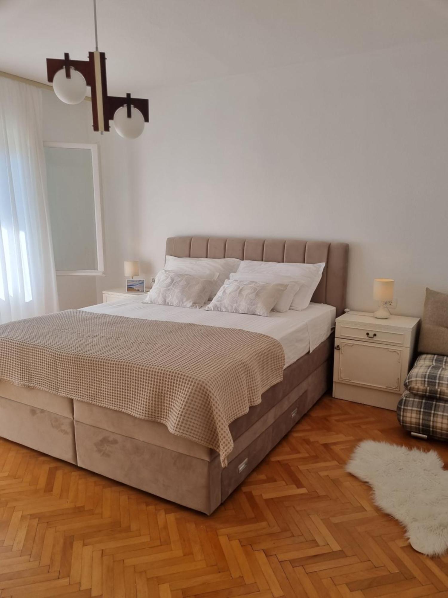 Ema Near Beach Makarska