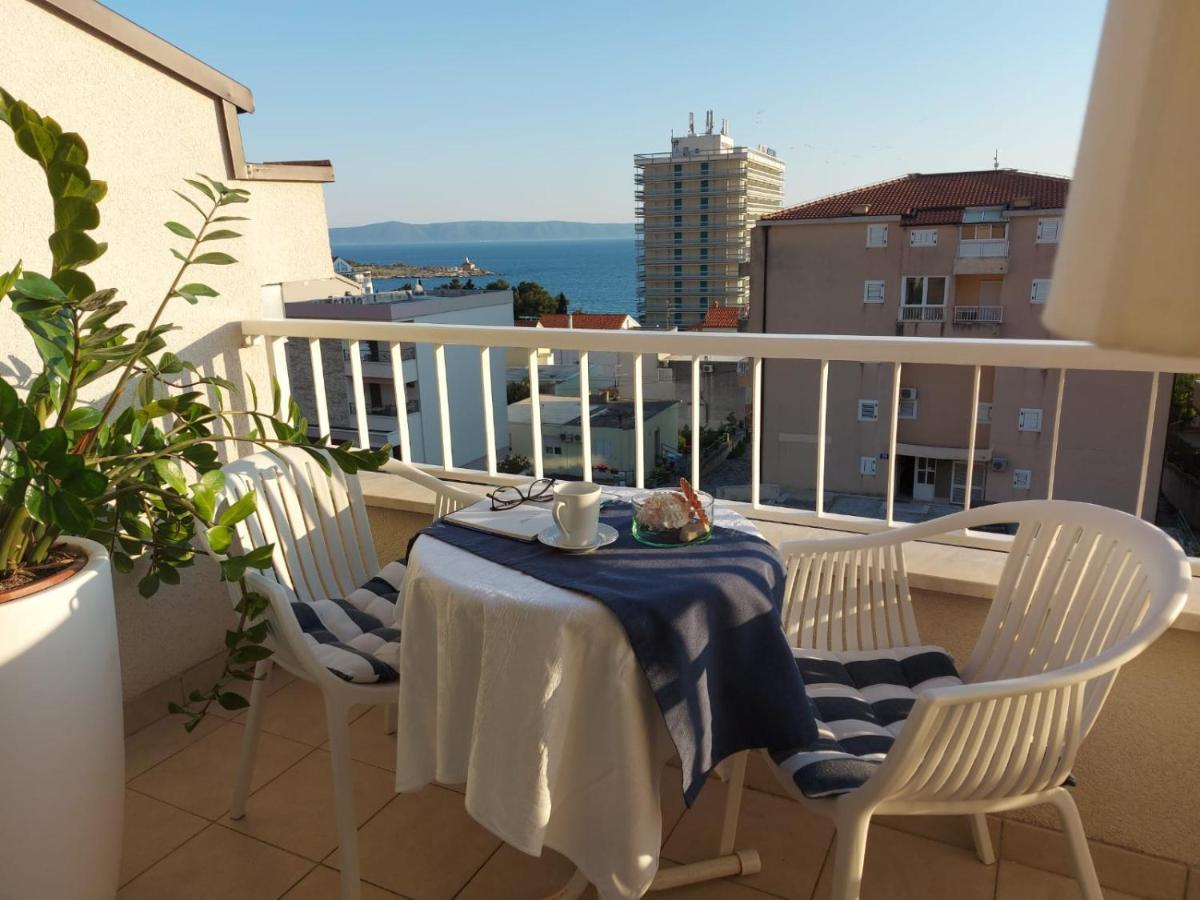 Ema Near Beach * Makarska