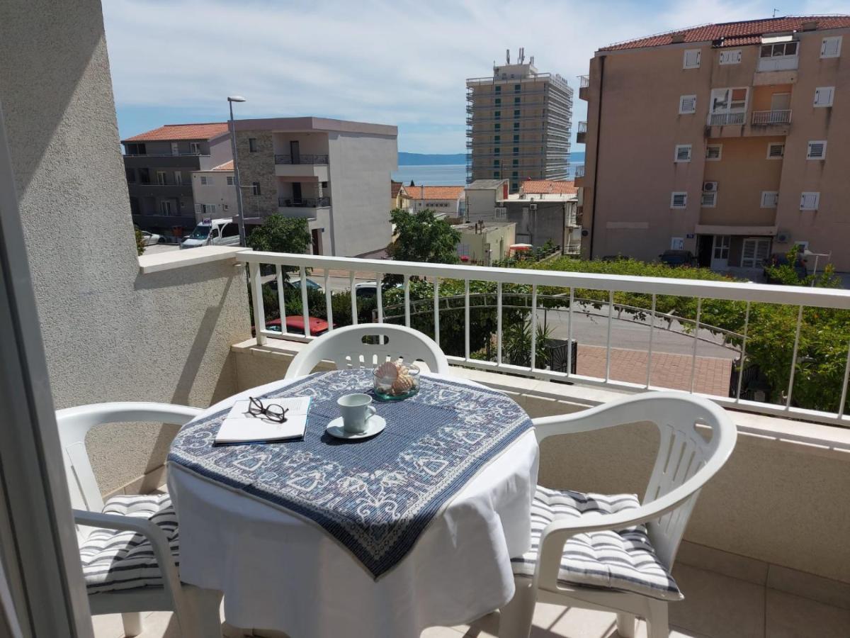 Apartment Ema Near Beach