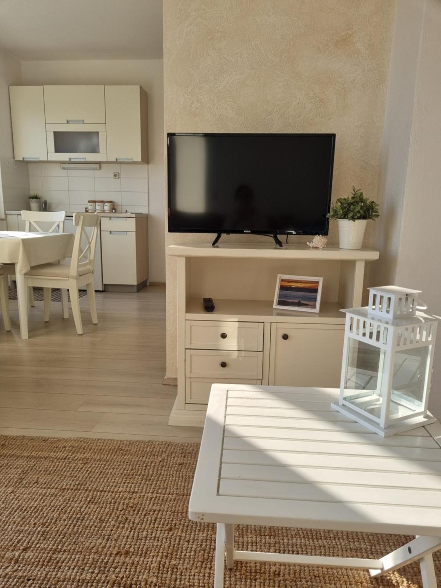 Ema Near Beach Apartment *